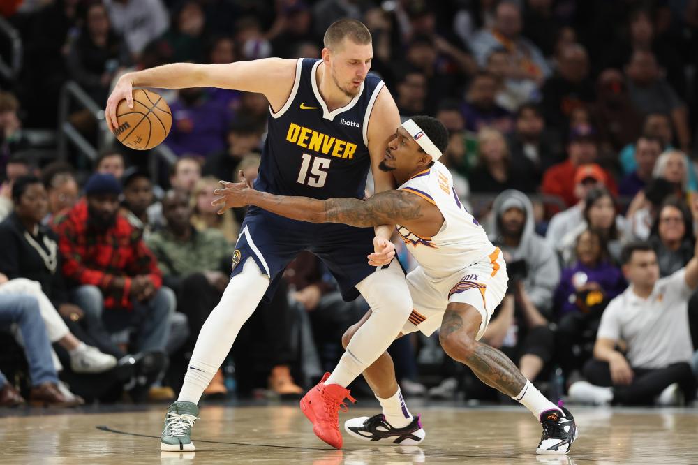 而是对队友 而是对队友