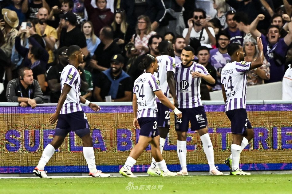 比赛开局 比赛开局