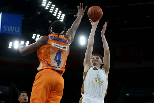 的转会动态 的转会动态